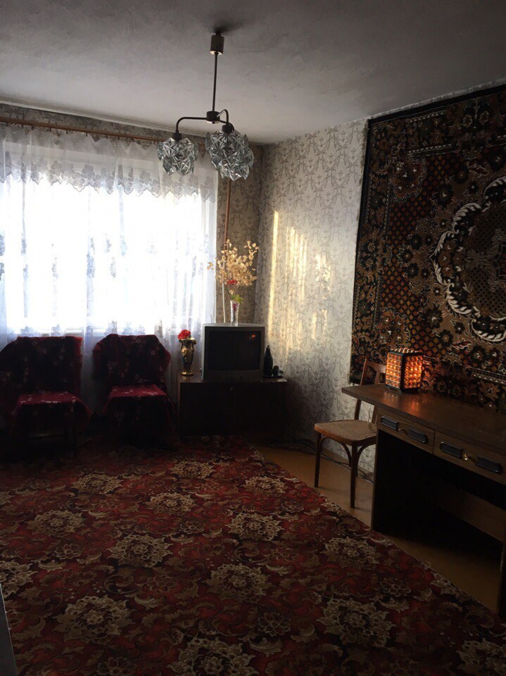 Эконом памятник Плечики Кутузовская Мраморный голубь Ковдор